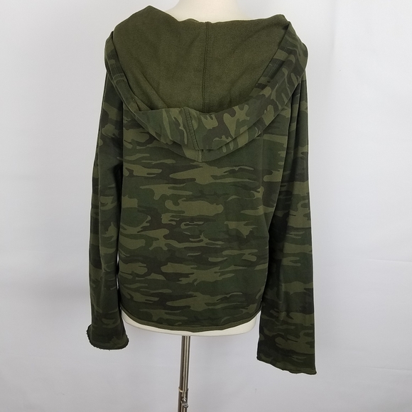 SANCTUARY CAMO HOODIE - Picture 5 of 8